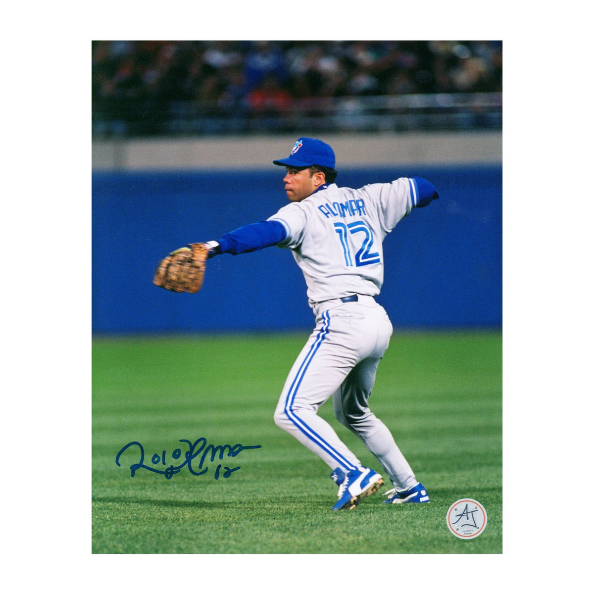 Roberto Alomar Autographed Toronto Blue Jays Gold Glove 8x10 Photo product image 1, provided for visual reference and