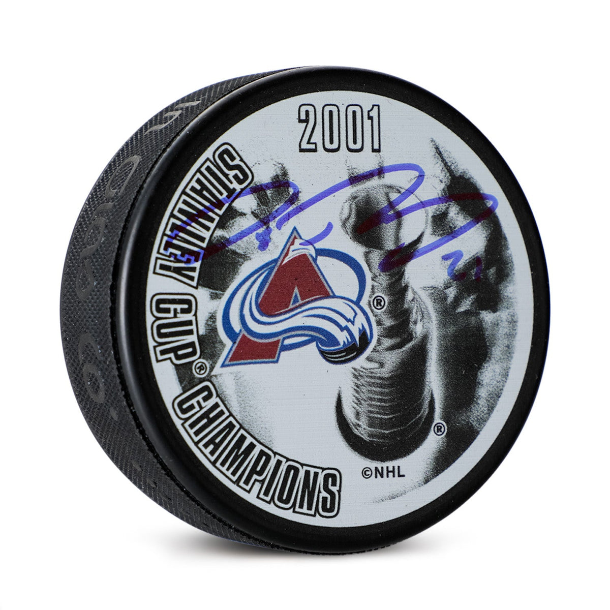 Peter Forsberg Signed Colorado Avalanche 2001 Stanley Cup Champions Puck product image 1, provided for visual reference and