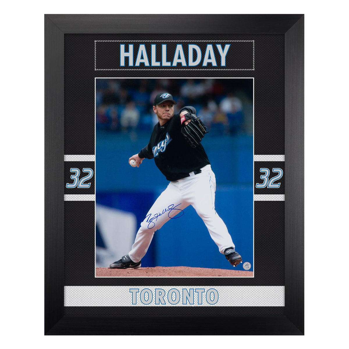 Roy Halladay Signed Toronto Blue Jays Uniform Graphic 26x32 Frame product image 1, provided for visual reference and product