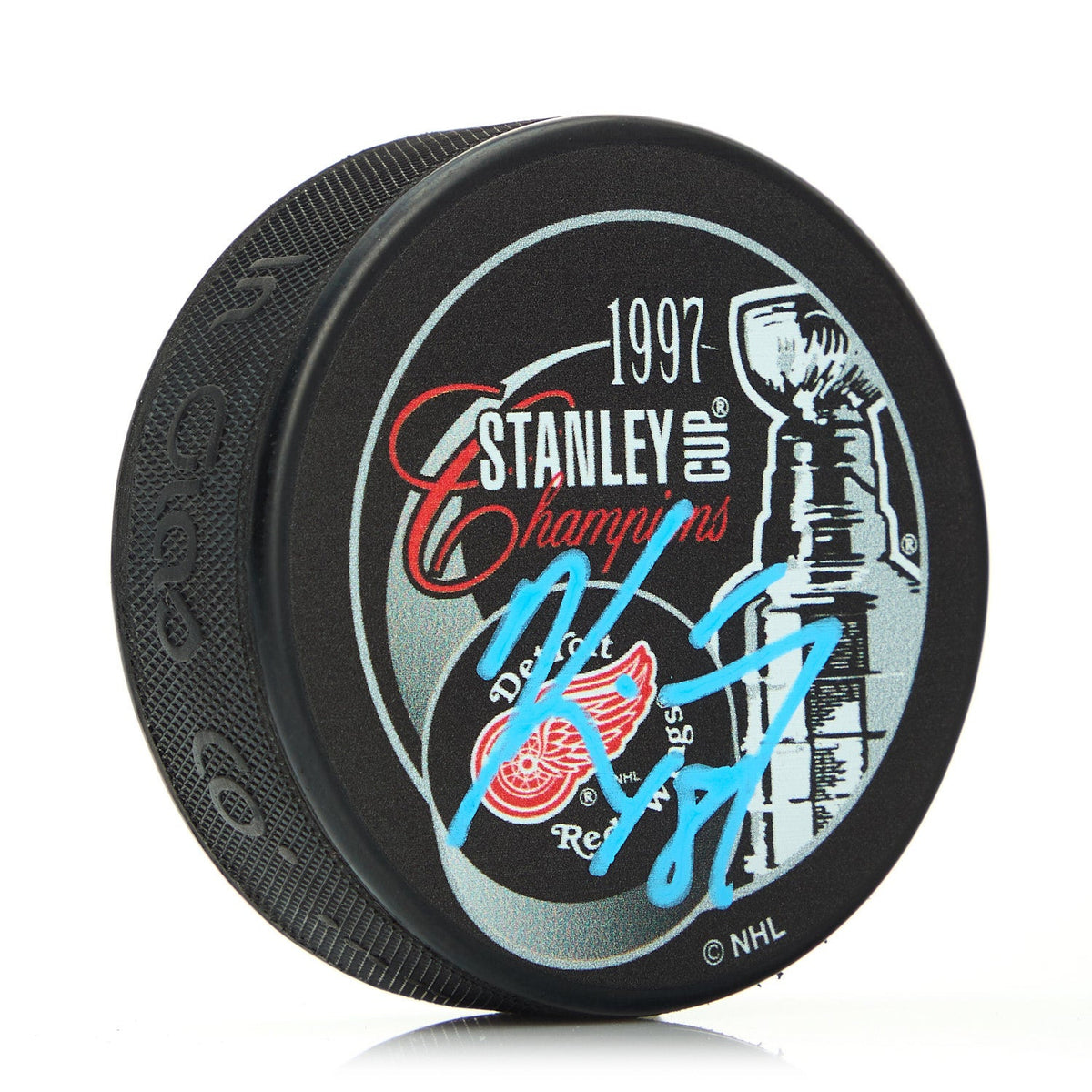 Kirk Maltby Detroit Red Wings Autographed 1997 Stanley Cup Puck product image 1, provided for visual reference and product