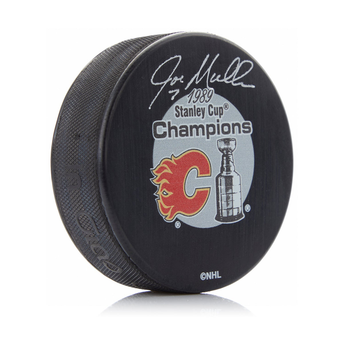 Joe Mullen Autographed 1989 Calgary Flames Cup Puck product image 1, provided for visual reference and product detail review