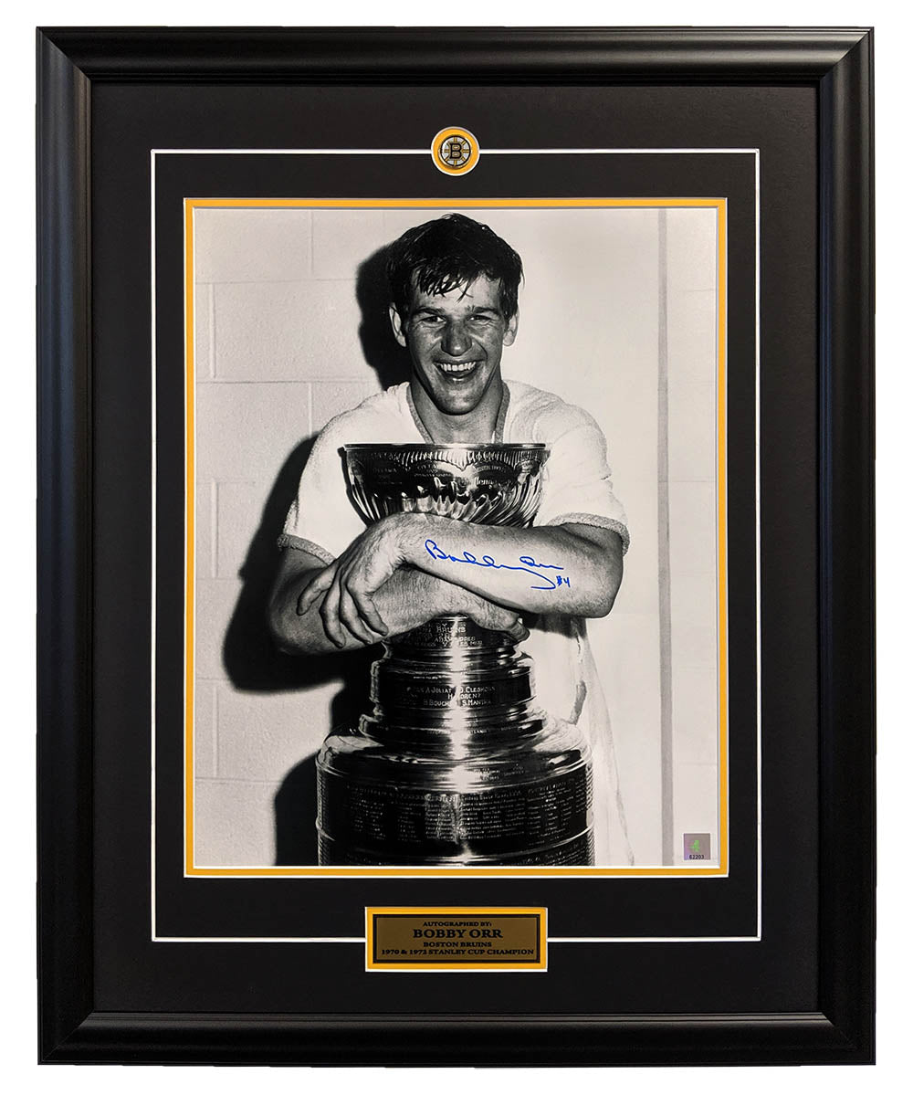 Bobby Orr Boston Bruins Autographed Stanley Cup Champion 26x32 Frame product image 1, provided for visual reference and