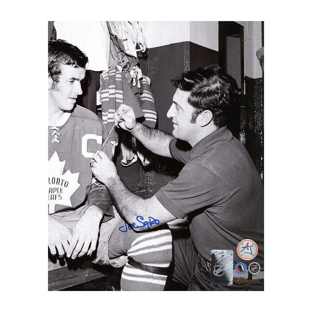 Joe Sgro Signed Toronto Maple Leafs Black and White 8x10 Photo product image 1, provided for visual reference and product