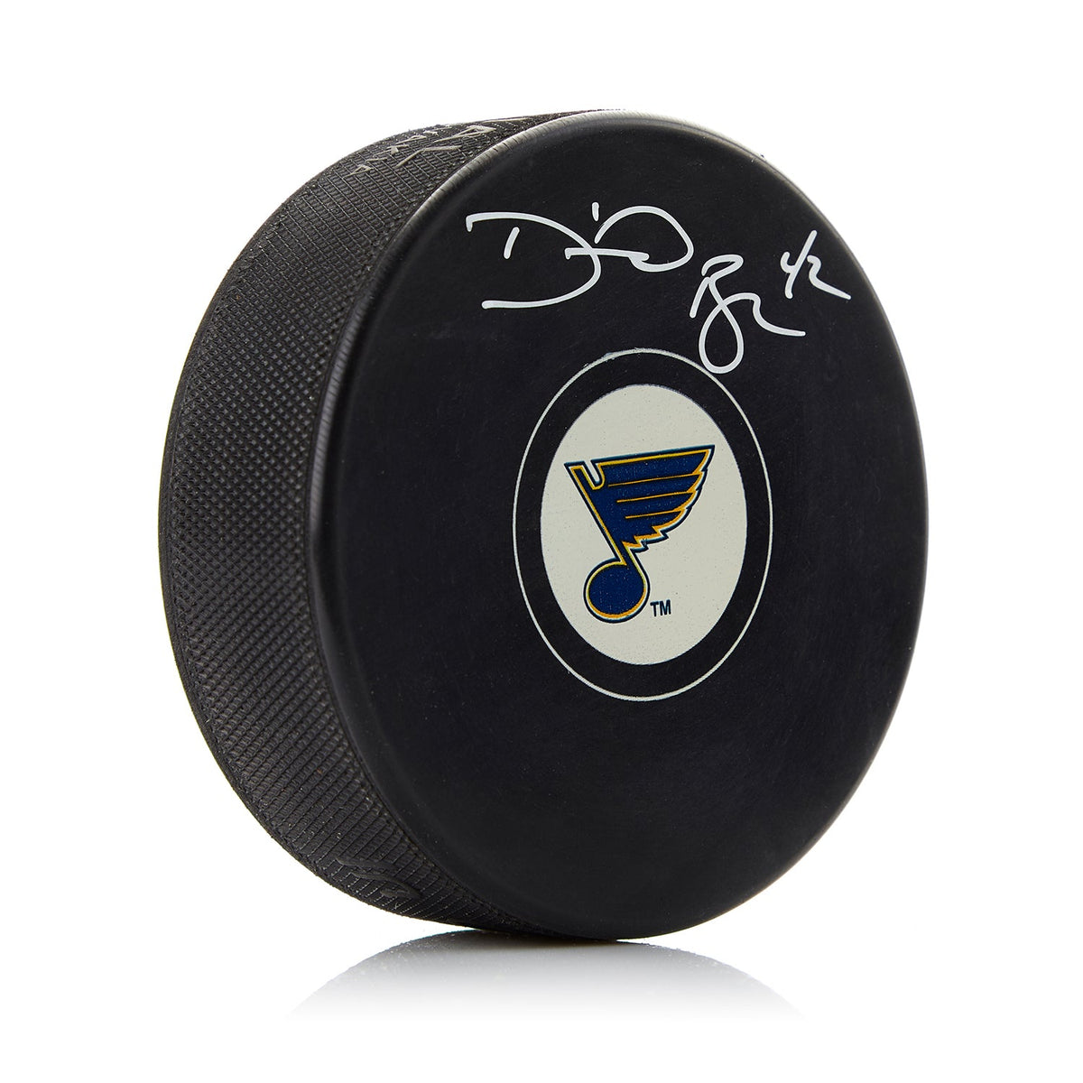 David Backes St Louis Blues Autographed Hockey Puck product image 1, provided for visual reference and product detail review