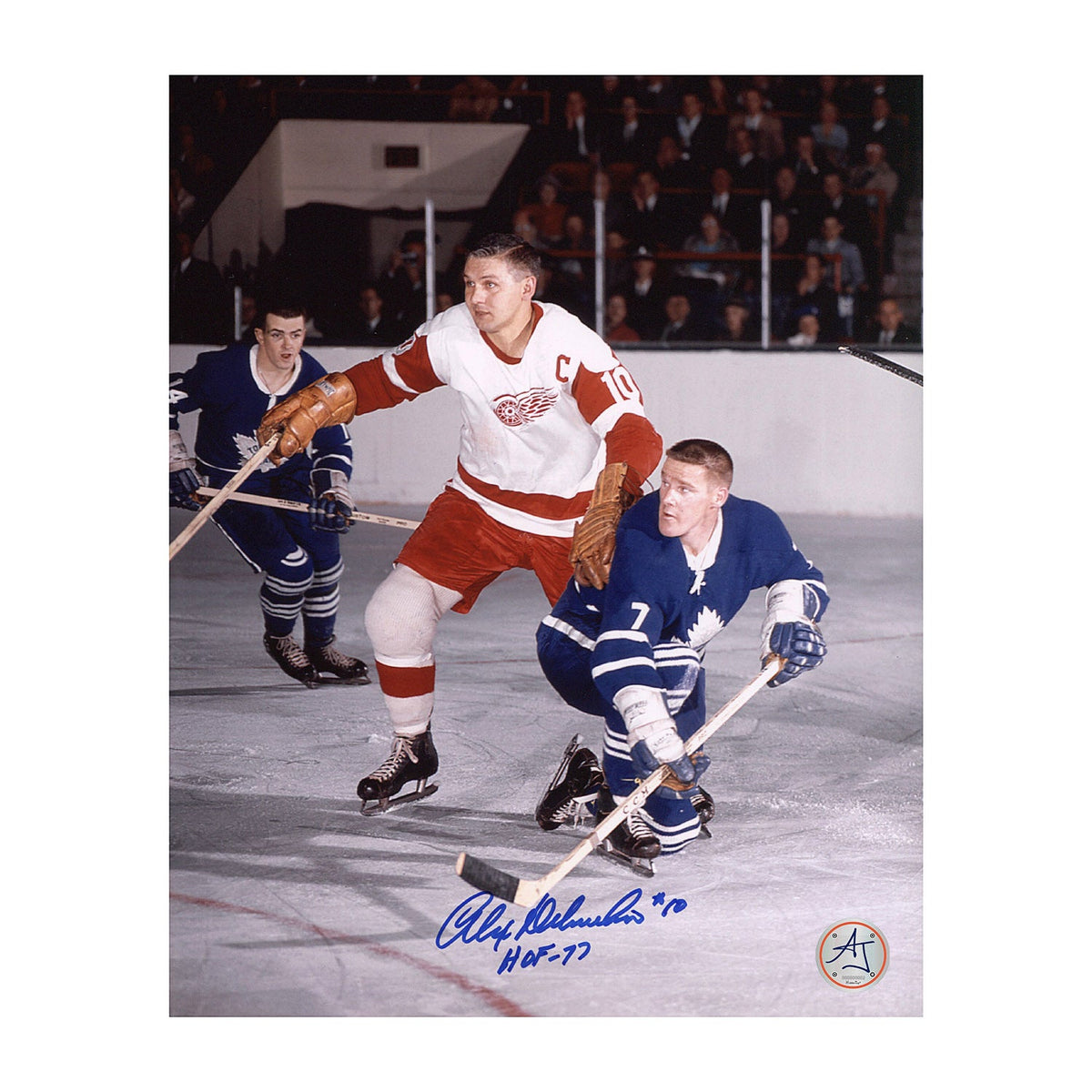 Alex Delvecchio Autographed Detroit Red Wings Captain 8x10 Photo product image 1, provided for visual reference and product
