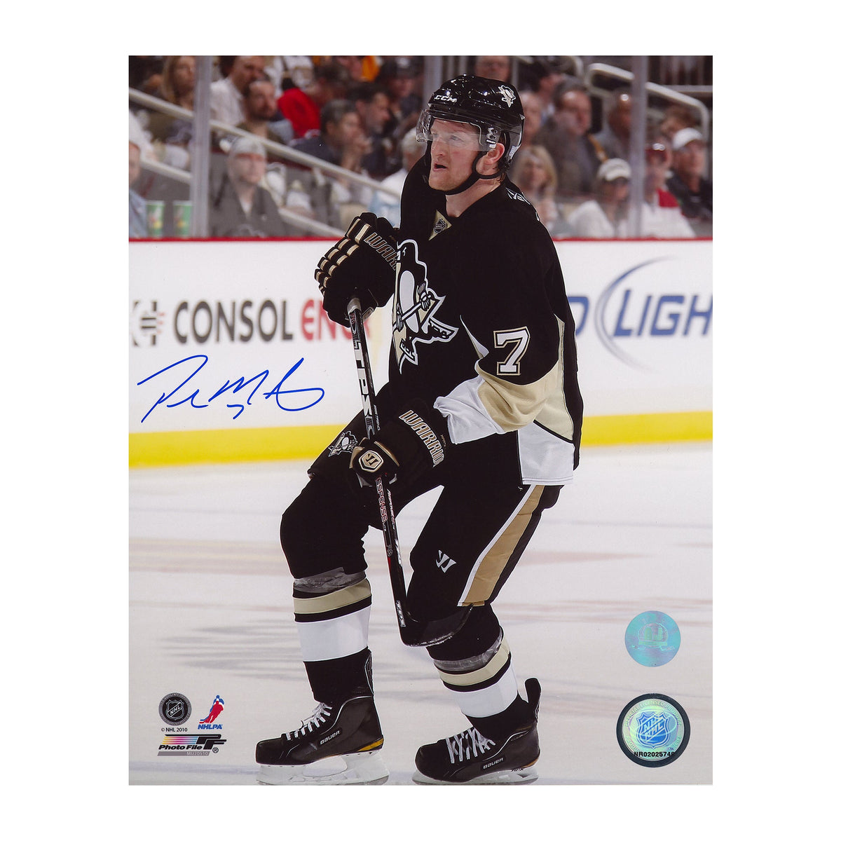 Paul Martin Autographed Pittsburgh Penguins 8x10 Photo product image 1, provided for visual reference and product detail