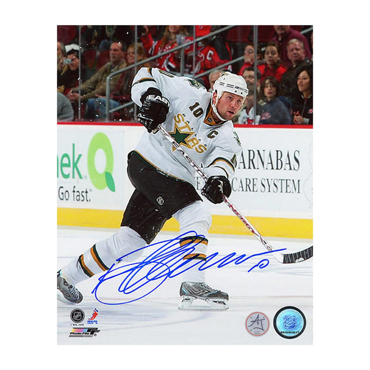 Brenden Morrow Autographed Dallas Stars Shooting 8x10 Photo product image 1, provided for visual reference and product
