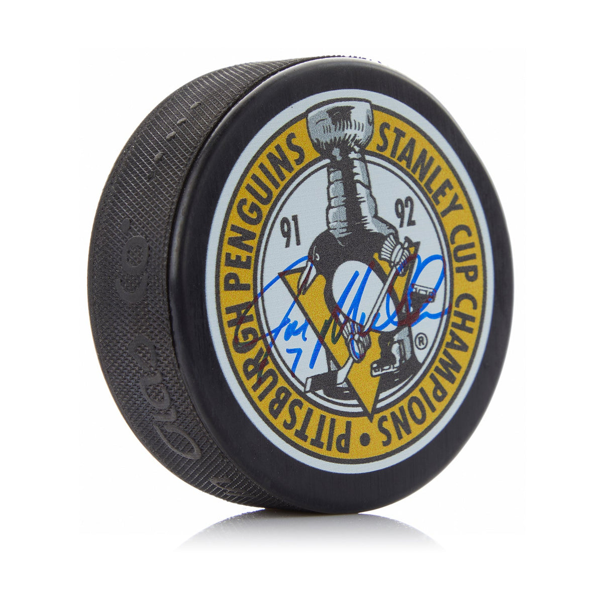 Joe Mullen Autographed 1992 Pittsburgh Penguins Cup Puck product image 1, provided for visual reference and product detail