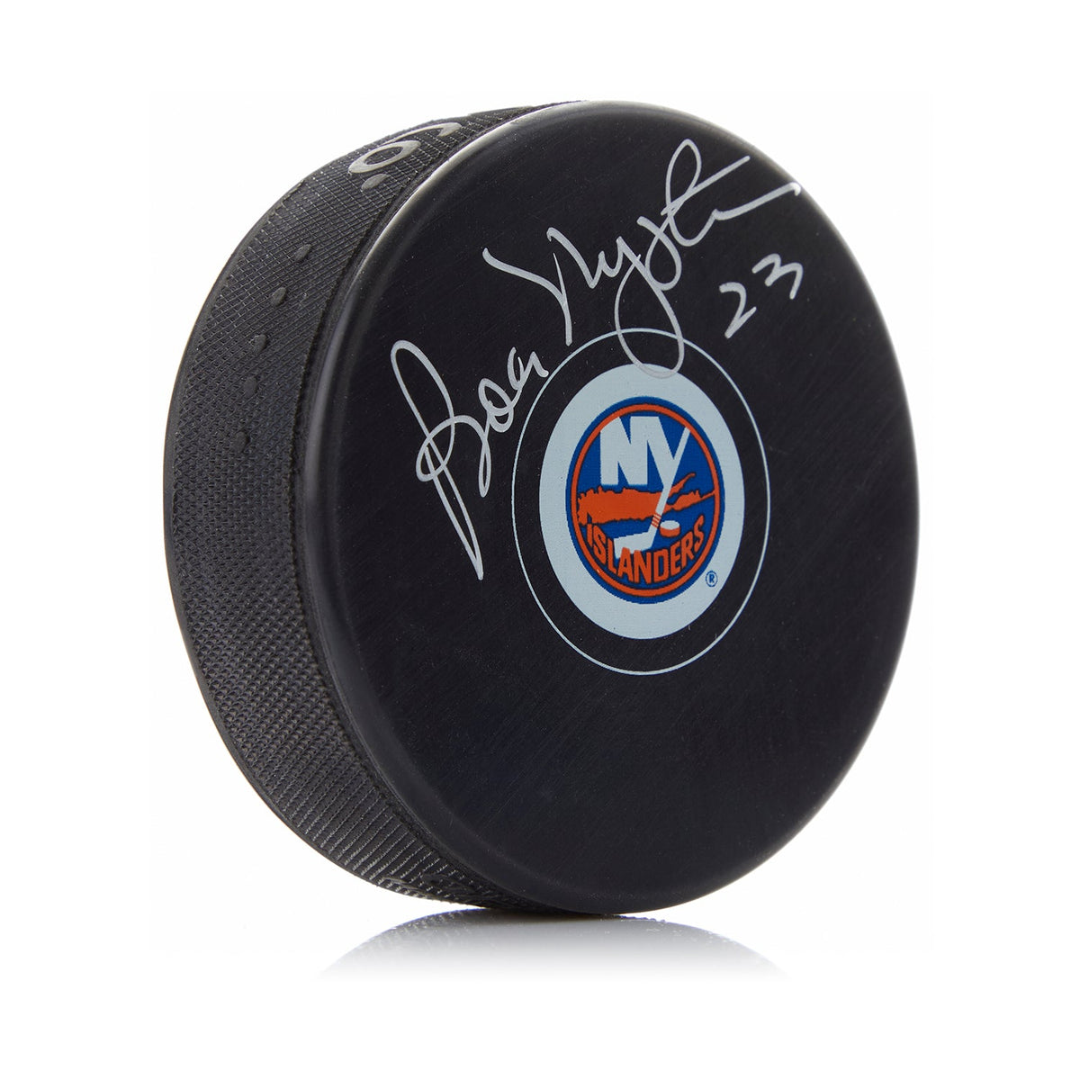 Bob Nystrom Autographed New York Islanders Hockey Puck product image 1, provided for visual reference and product detail