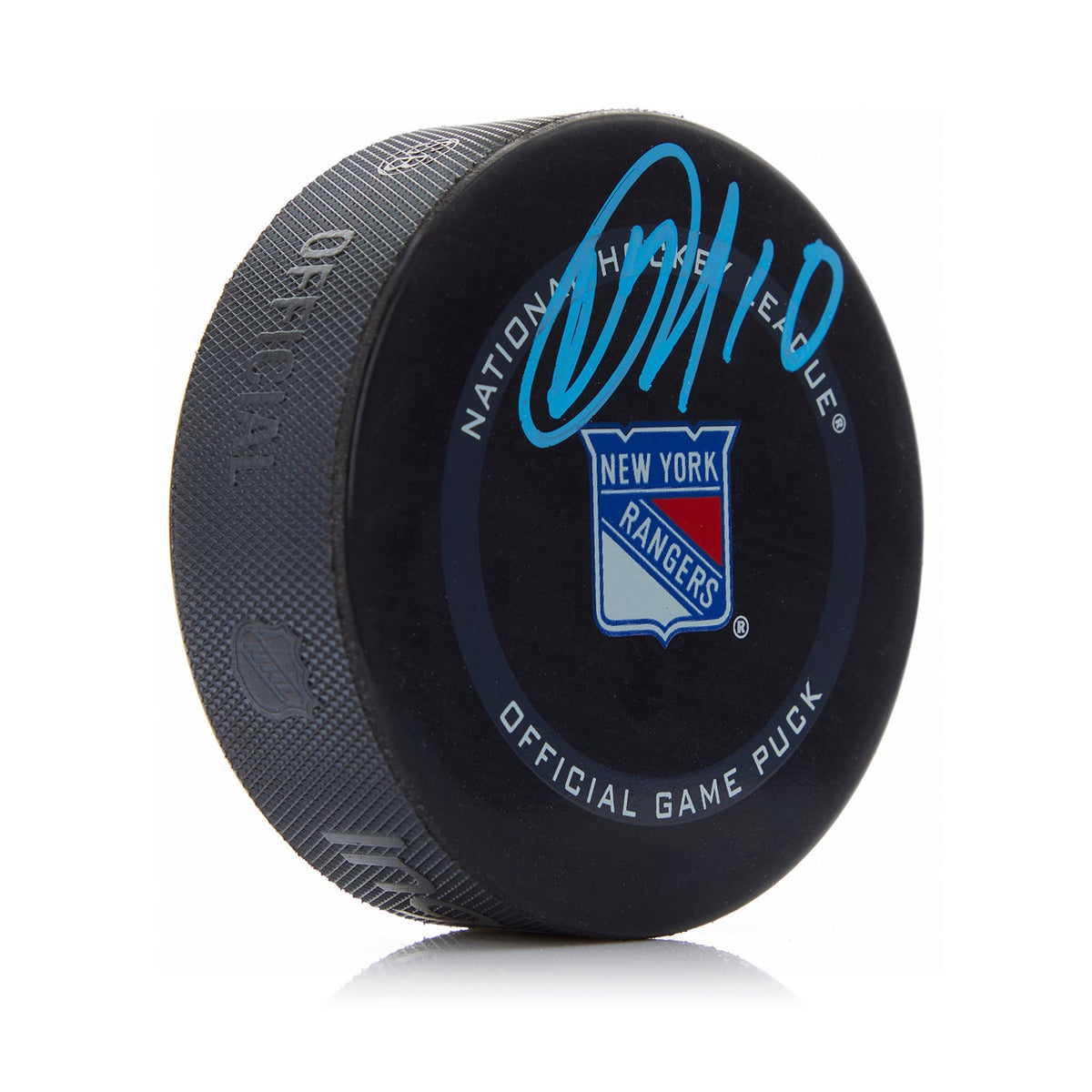 Artemi Panarin Signed New York Rangers Official Game Puck product image 1, provided for visual reference and product detail