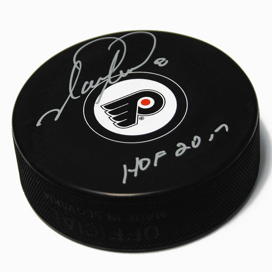 Mark Recchi Signed Philadelphia Flyers Hockey Puck with HOF Note product image 1, provided for visual reference and product