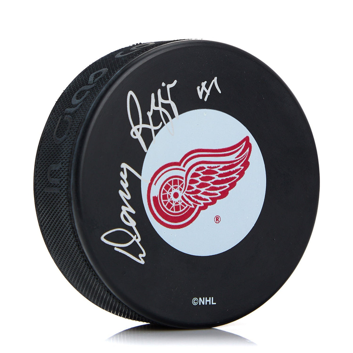 Dennis Riggin Detroit Red Wings Autographed Hockey Puck product image 1, provided for visual reference and product detail