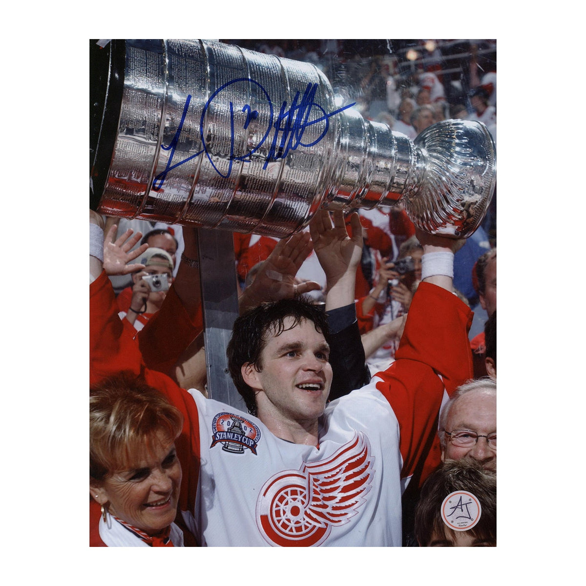 Luc Robitaille Signed Detroit Red Wings 2002 Cup 8x10 Photo product image 1, provided for visual reference and product
