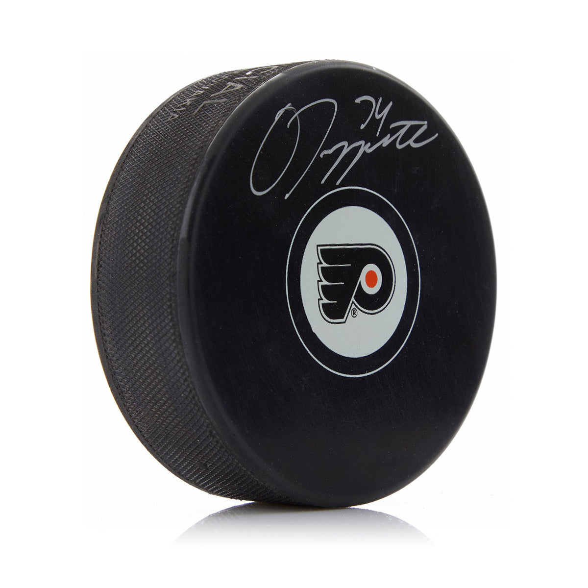 Owen Tippett Autographed Philadelphia Flyers Hockey Puck product image 1, provided for visual reference and product detail
