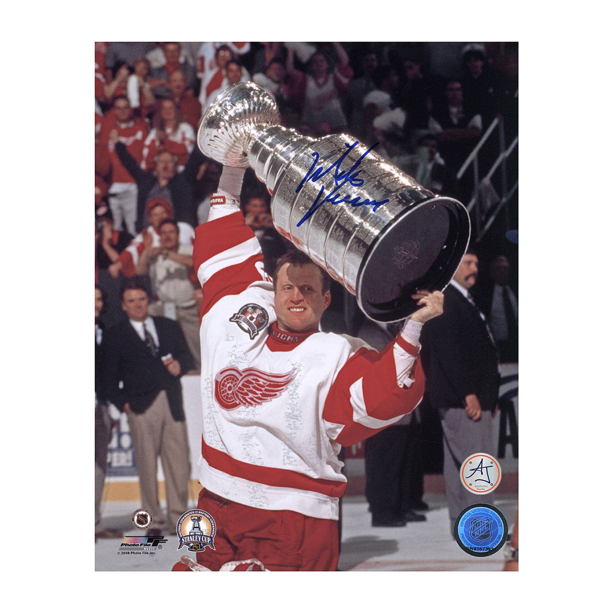 Mike Vernon Autographed Detroit Red Wings 1997 Stanley Cup 8x10 Photo product image 1, provided for visual reference and