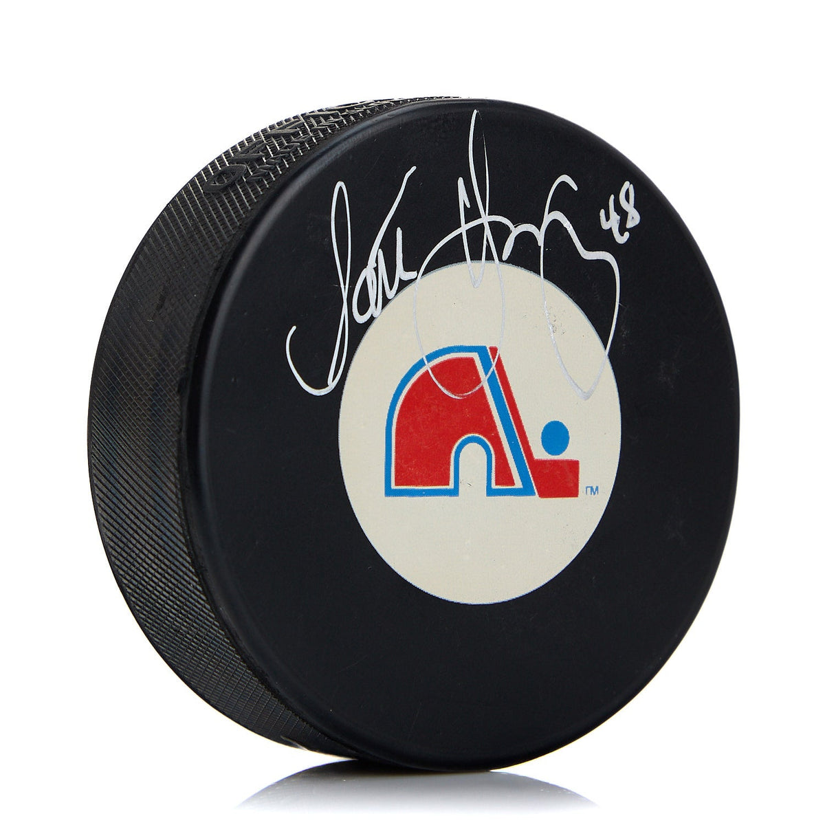 Scott Young Quebec Nordiques Autographed Hockey Puck product image 1, provided for visual reference and product detail review