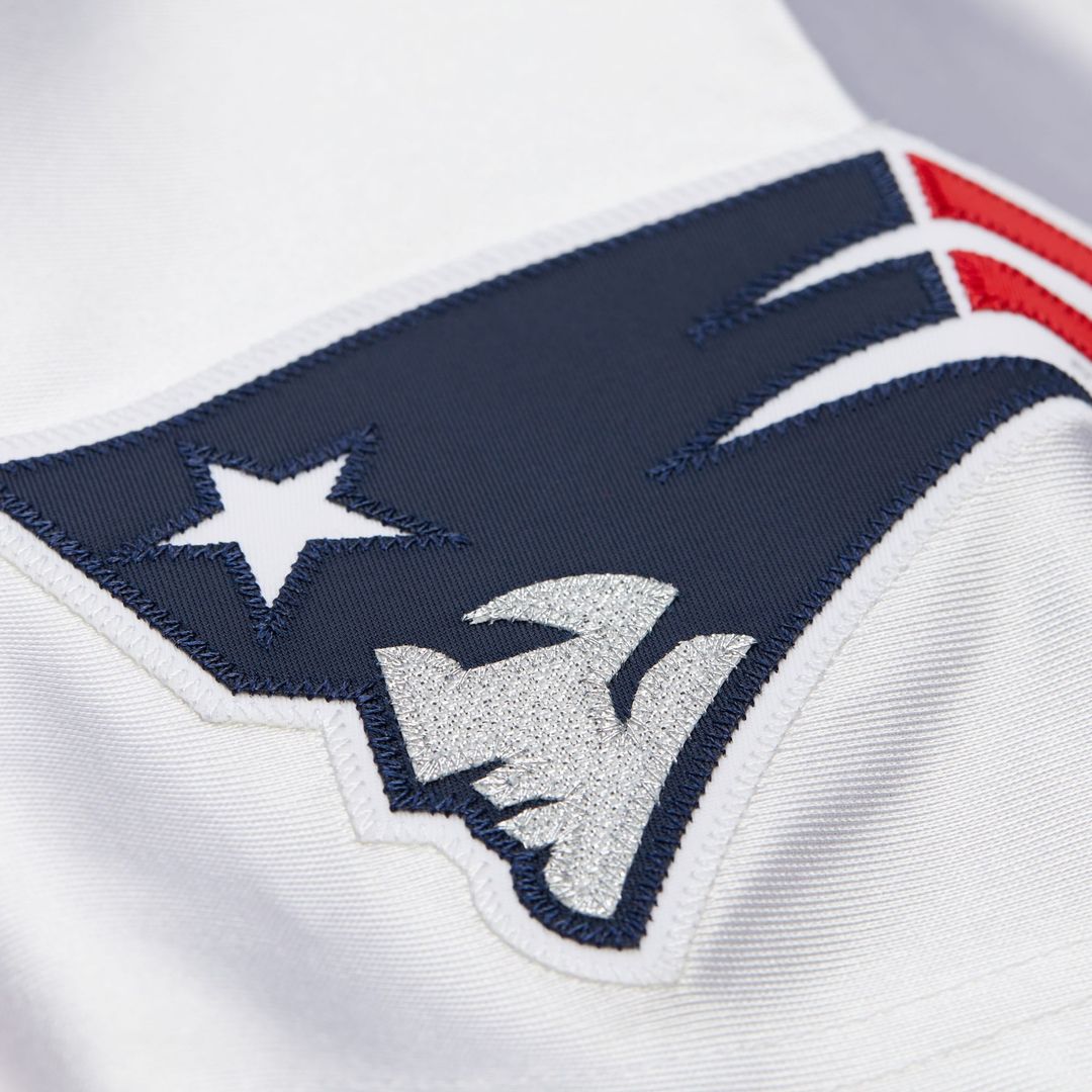 New England Patriots Tom Brady Mitchell & Ness White 2000 product image 7